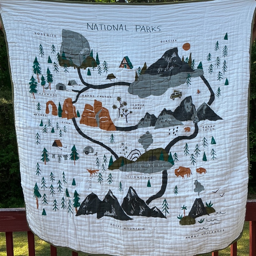 National Park Green and Gray Quilted Blanket with Minimalist Outdoor Design